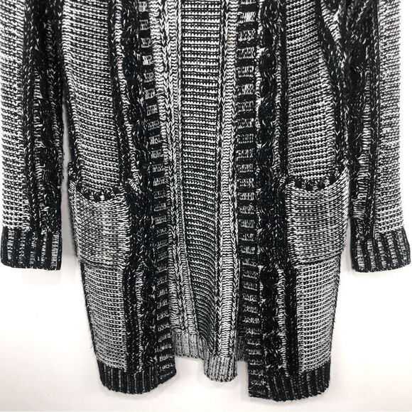Lulumari Black White Open Front Thick Knit Cardigan Sweater Coat - Picture 4 of 16